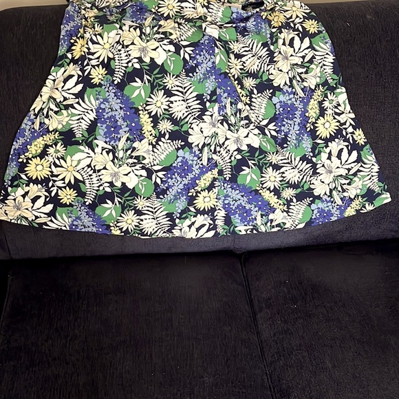 Talbots NWT calf length skirt size X-Large - Picture 3 of 3